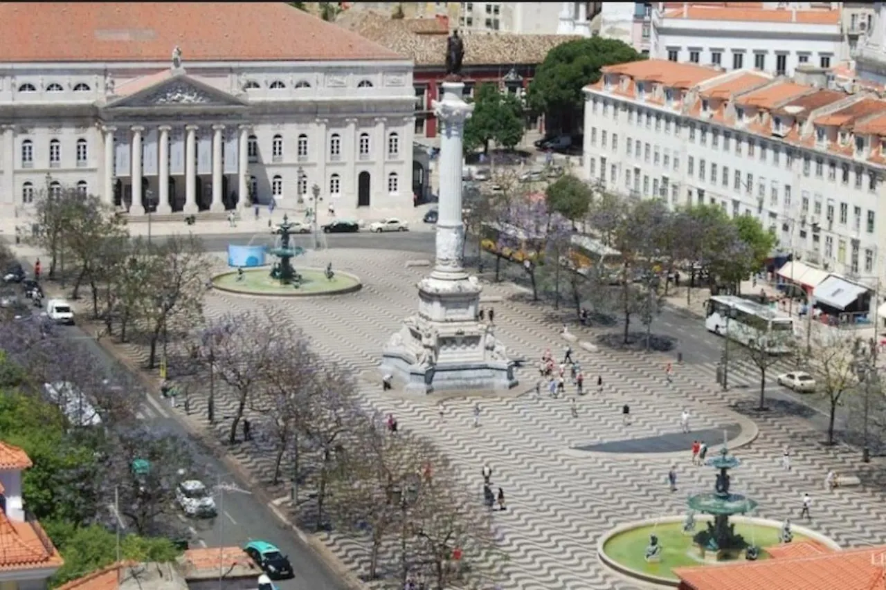 Апартаменты Cozy And Perfect Location Bairro Alto Chiado Лиссабон Португалия