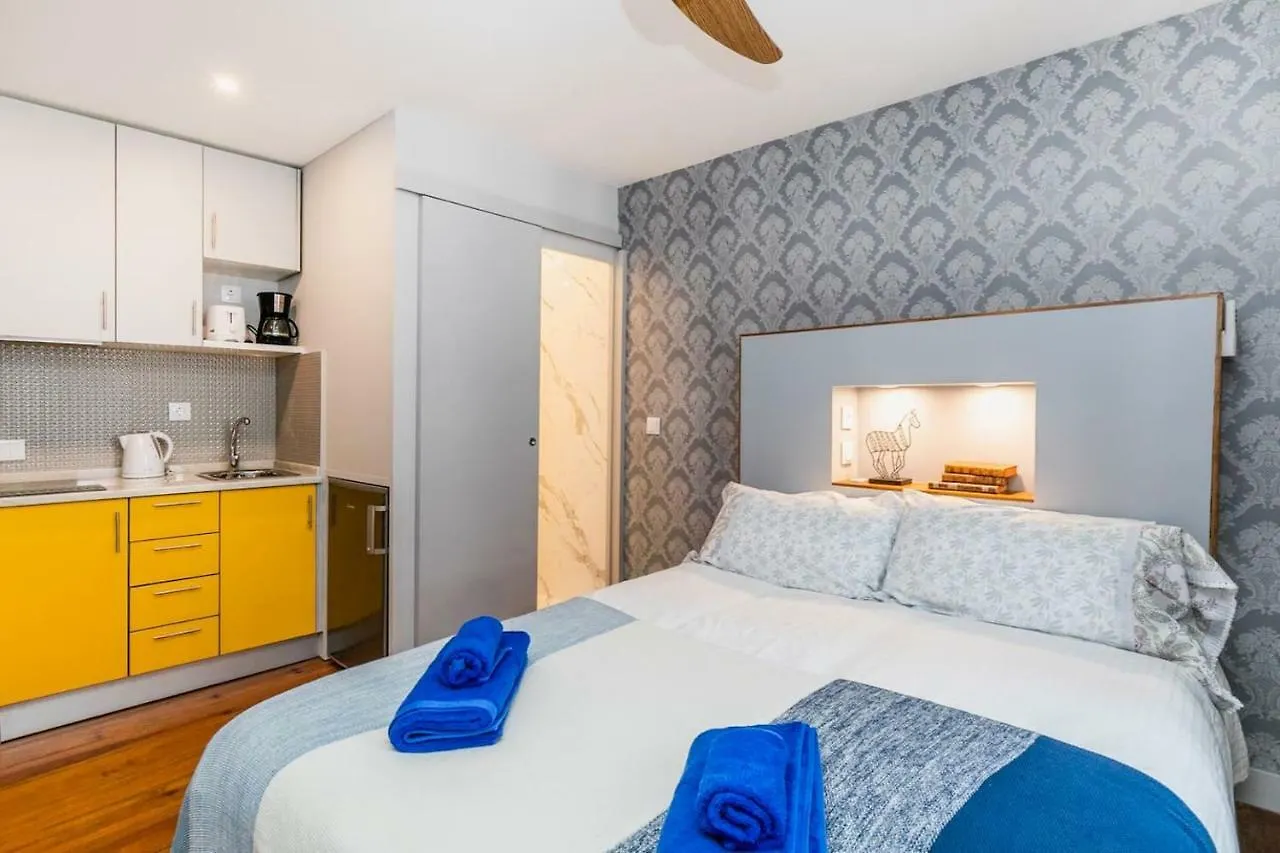 Апартаменты Cozy And Perfect Location Bairro Alto Chiado Лиссабон